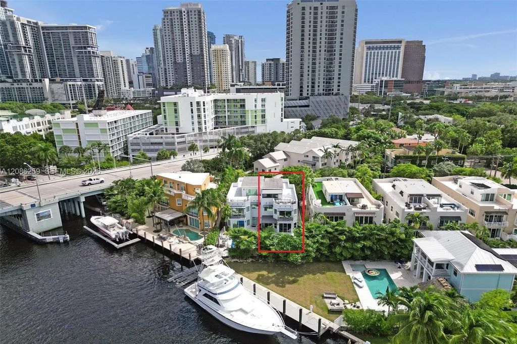 453 Sw 5th Avenue, Fort Lauderdale