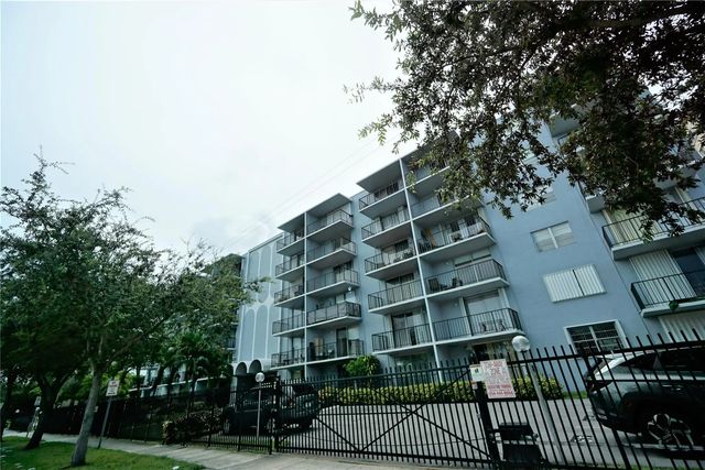 2 of 30 - 12500 Ne 15th Avenue #614, North Miami, FL