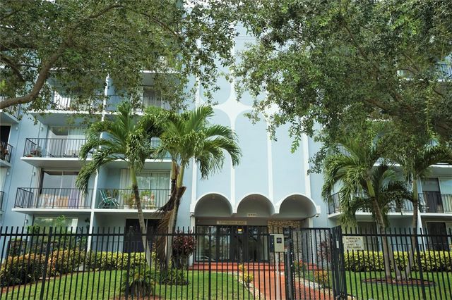 4 of 30 - 12500 Ne 15th Avenue #614, North Miami, FL