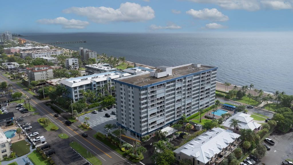 800 Se 20th Avenue #811, Deerfield Beach