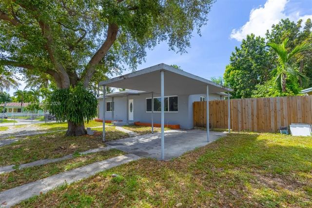 4 of 27 - 950 Ne 164th Street, North Miami Beach, FL