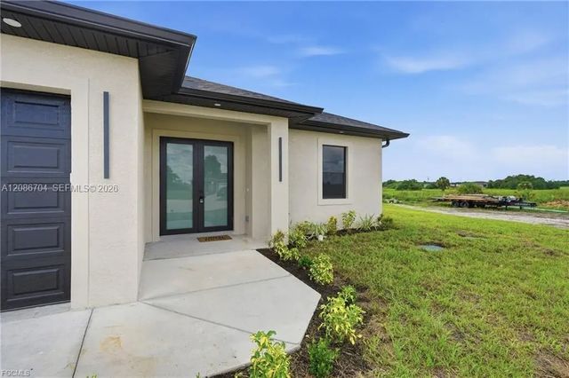5 of 39 - 9014 Lawn Court, LaBelle, FL