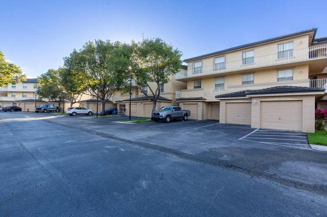 2100 Greenview Shores Boulevard #505, Wellington