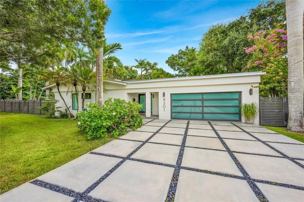 8201 Sw 62nd Avenue, South Miami