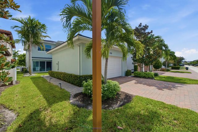 3 of 42 - 8015 Hobbes Way, Palm Beach Gardens, FL
