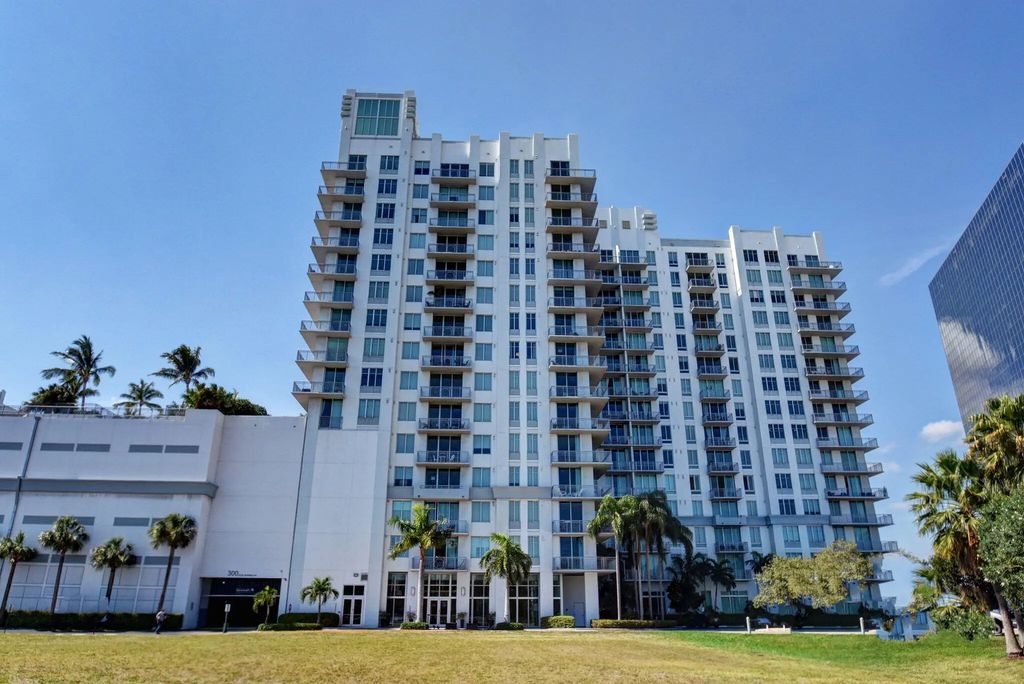 300 S Australian Avenue #128, West Palm Beach