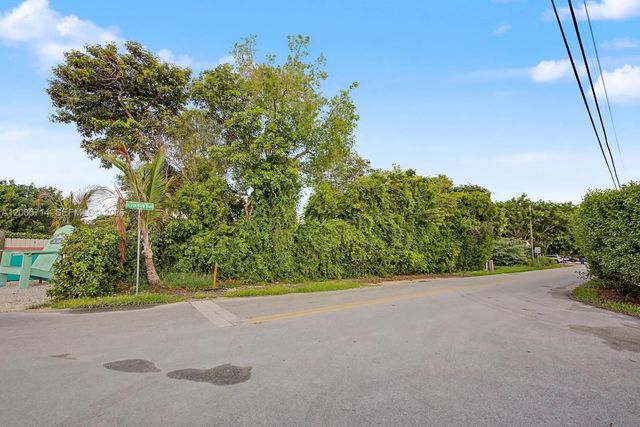 5 of 36 - 15 Ocean View Boulevard, Key Largo, FL