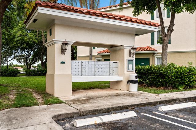 4 of 42 - 11721 W Atlantic Boulevard #725, Coral Springs, FL