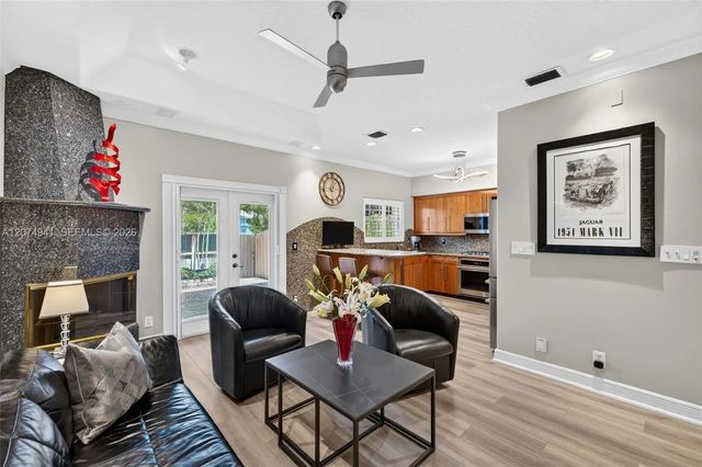 4 of 94 - 362 Ne 7th Avenue, Fort Lauderdale, FL