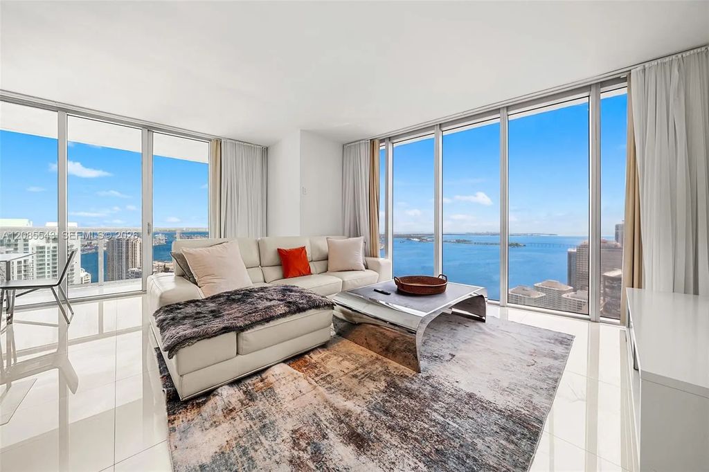 485 Brickell Avenue #4410, Miami