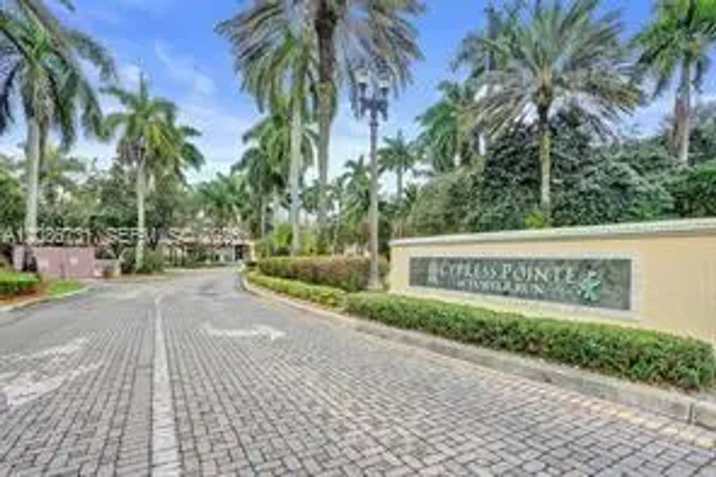 6760 W Sample Road #6760, Coral Springs
