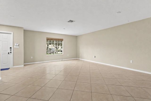 5 of 36 - 5963 Glasgow Way, Tamarac, FL