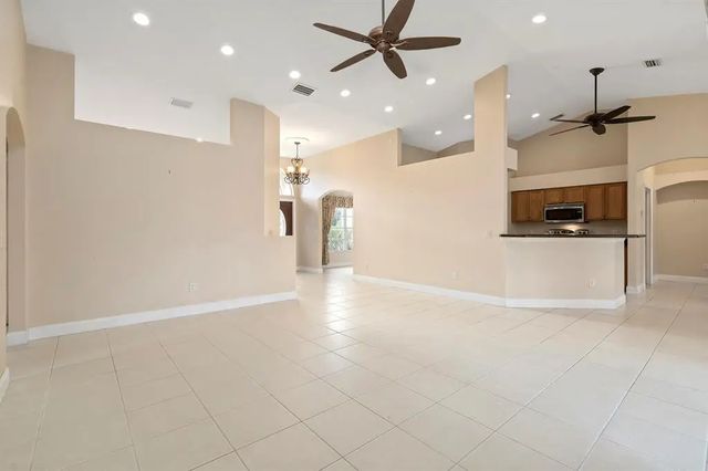 3 of 8 - 2955 Sw West Calabria Circle, Port St. Lucie, FL