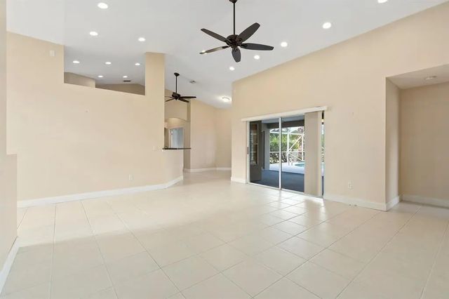 4 of 8 - 2955 Sw West Calabria Circle, Port St. Lucie, FL