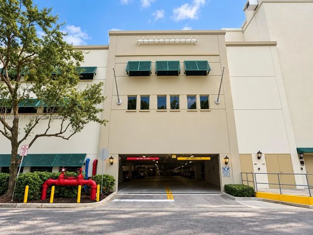 4 of 18 - 510 Nw 84th Avenue #117, Plantation, FL