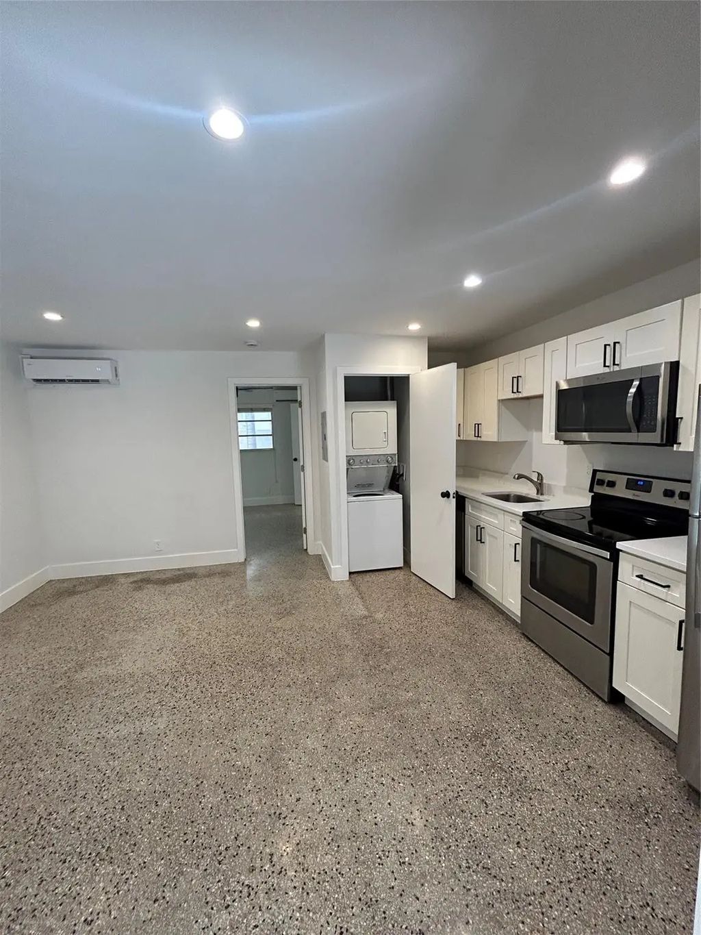 820 N Victoria Park Road #4, Fort Lauderdale