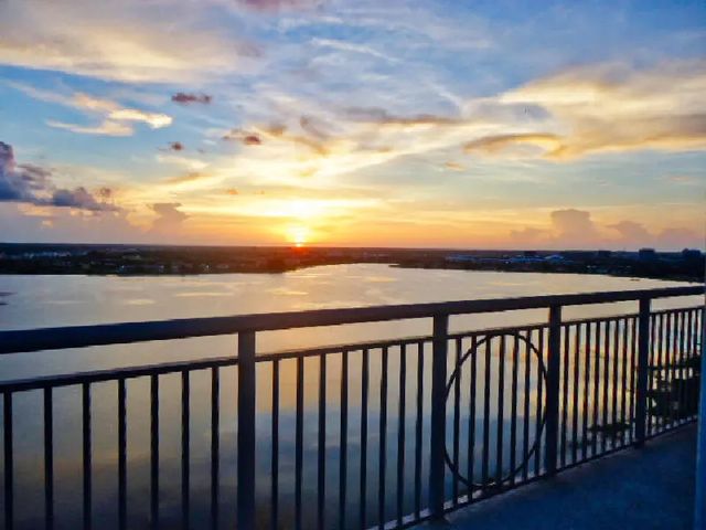 300 S Australian Avenue #1613, West Palm Beach