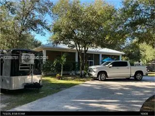 255 C Road, LaBelle