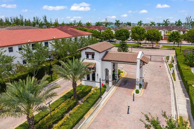 2 of 36 - 8897 Nw 103rd Avenue, Doral, FL