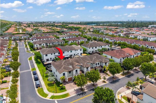 3 of 36 - 8897 Nw 103rd Avenue, Doral, FL