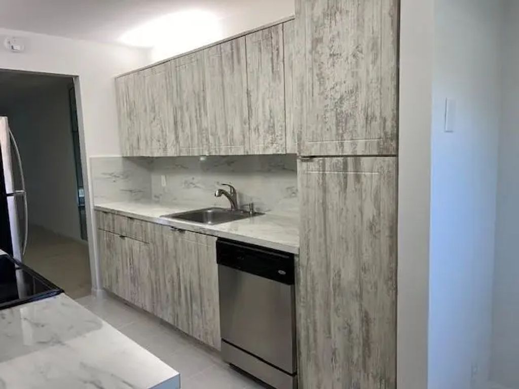 1351 Sw 125th Avenue Sw #106s, Pembroke Pines