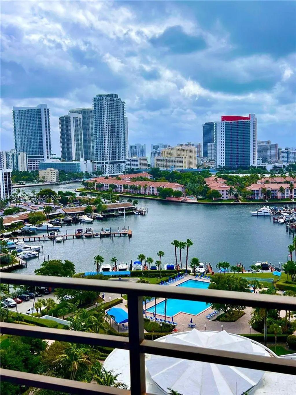 600 Three Islands Boulevard #1621, Hallandale Beach