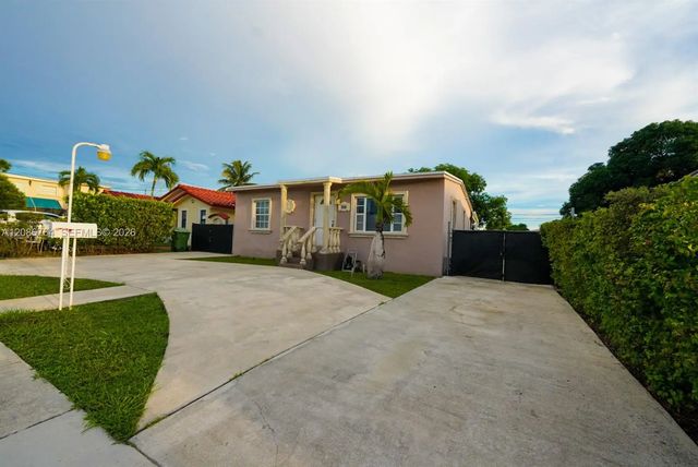 3 of 30 - 358 E 45th Street, Hialeah, FL