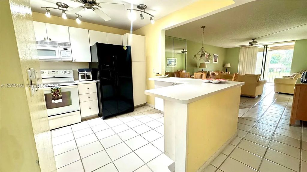 2420 S Deer Creek Country Club Boulevard #207-d, Deerfield Beach