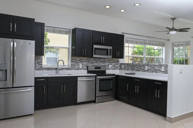 5 of 22 - 11150 Sw Springtree Terrace, Port St. Lucie, FL