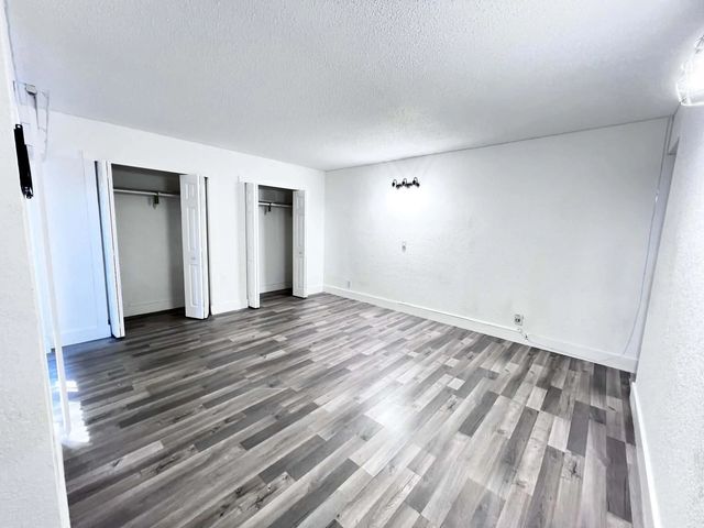 4 of 18 - 295 Woodland Road, Palm Springs, FL