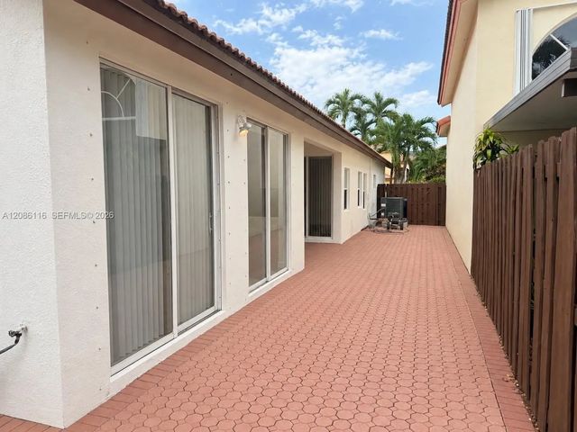 4 of 32 - 11270 Nw 53rd Lane, Doral, FL