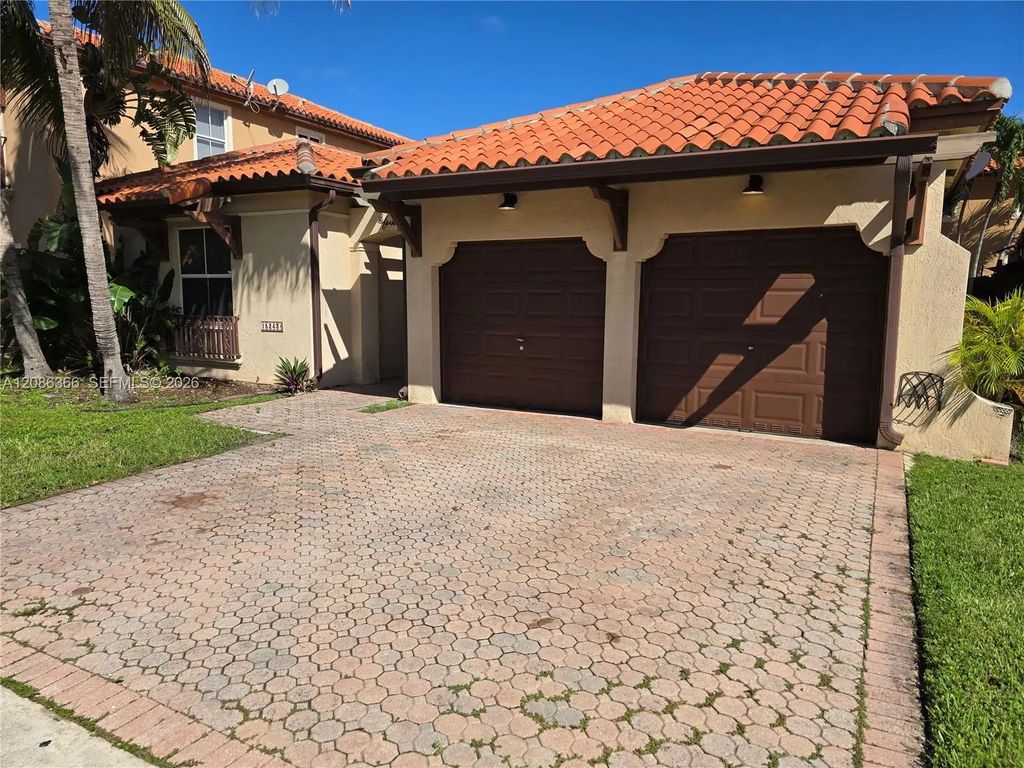 15243 Sw 28 Te, Miami