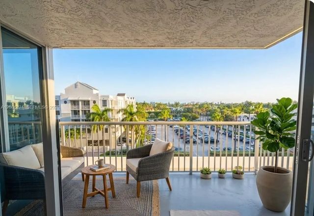 4 of 22 - 2655 Collins Avenue #602, Miami Beach, FL