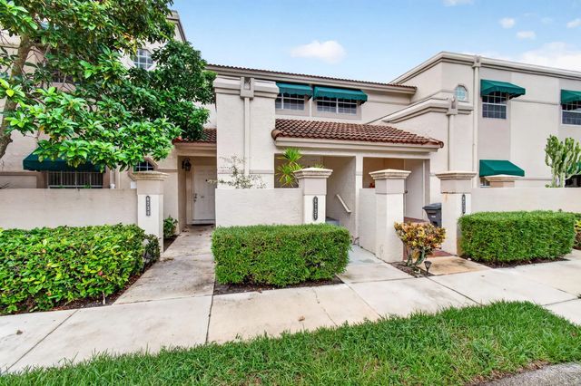 2 of 18 - 6737 Via Regina, Boca Raton, FL