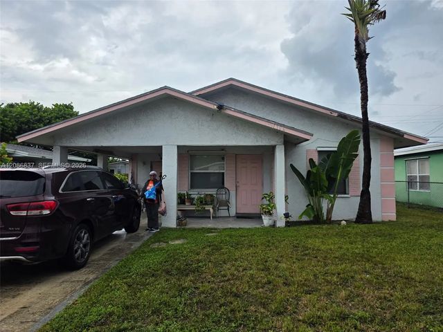 2 of 2 - 1306 W 23rd Street, Riviera Beach, FL