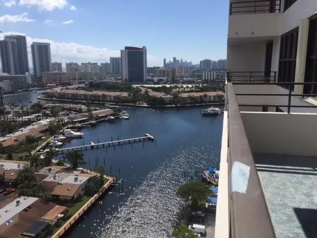 2500 Parkview Drive #2004, Hallandale Beach