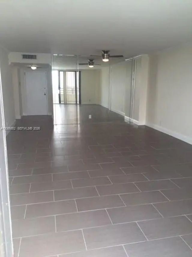 4 of 20 - 2500 Parkview Drive #2004, Hallandale Beach, FL