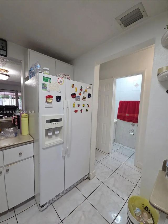 3 of 35 - 1784 W 56th Terrace #401, Hialeah, FL