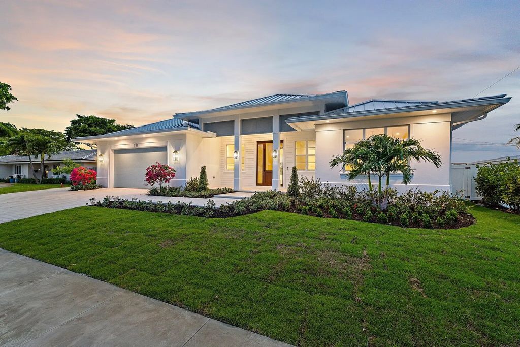 131 Dory Road S, North Palm Beach