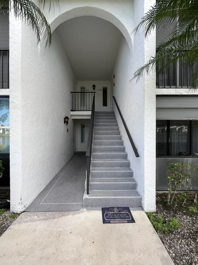 2 of 30 - 1002 Green Pine Boulevard #f2, West Palm Beach, FL