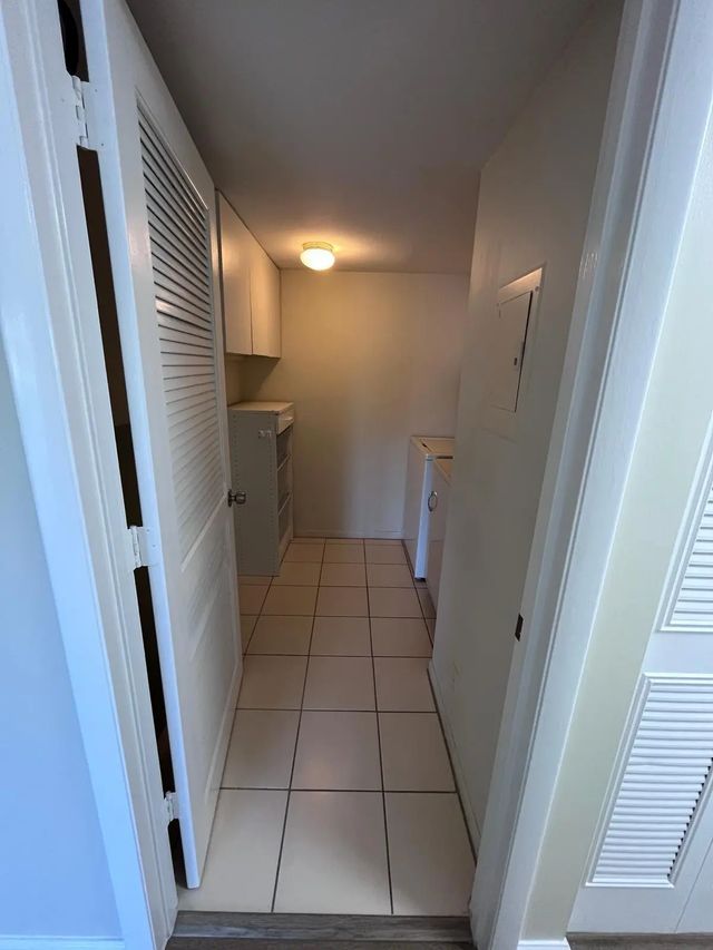 4 of 30 - 1002 Green Pine Boulevard #f2, West Palm Beach, FL