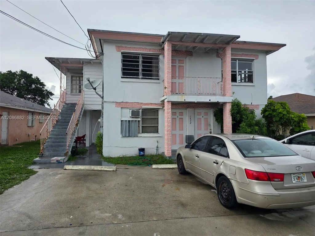 1424 W 34th Street, Riviera Beach