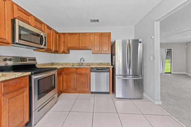 5 of 21 - 1549 Se South Balcourt, Port St. Lucie, FL