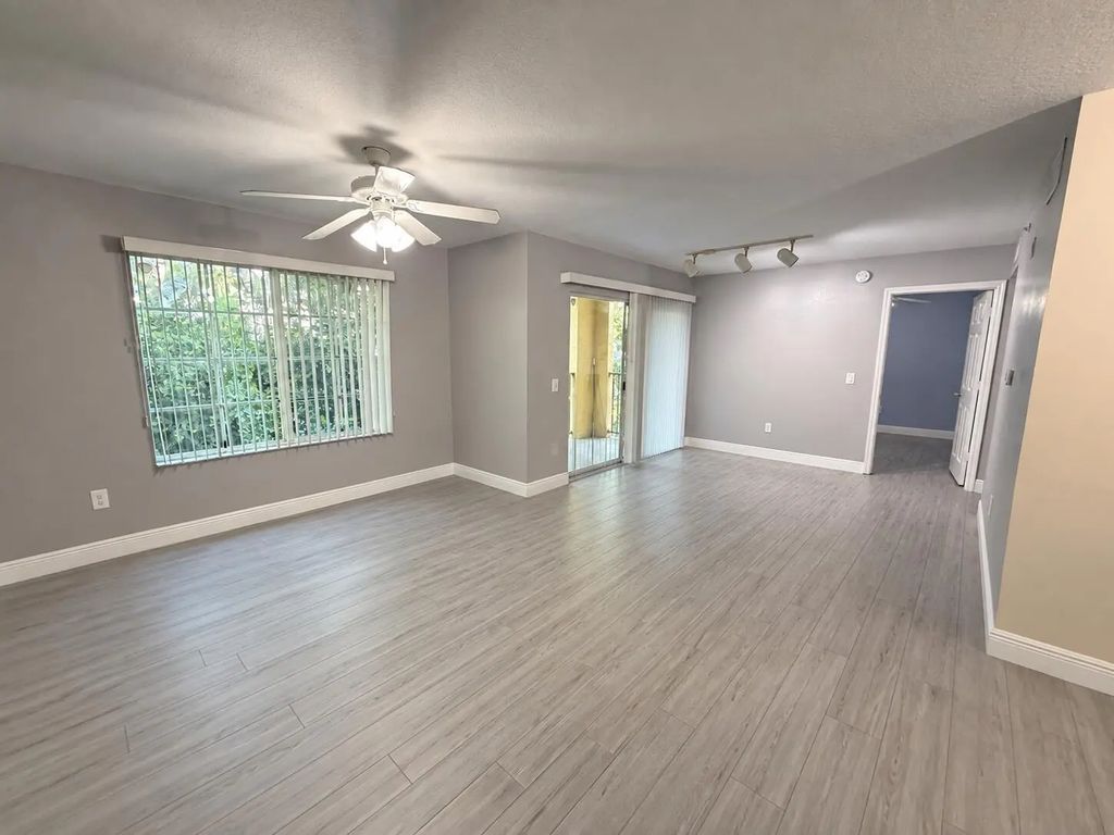 4241 San Marino Boulevard #206, West Palm Beach
