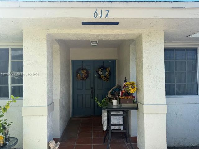 2 of 17 - 617 Sw 1st Street, Hallandale Beach, FL