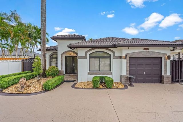 4 of 42 - 19953 Nw 78th Avenue, Hialeah, FL