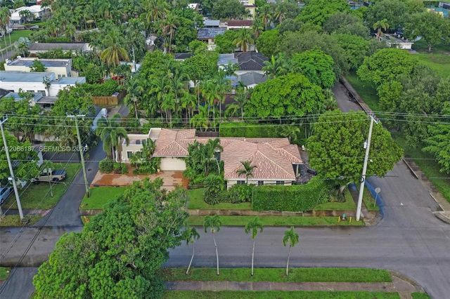 5 of 62 - 712 S 15th Avenue, Hollywood, FL