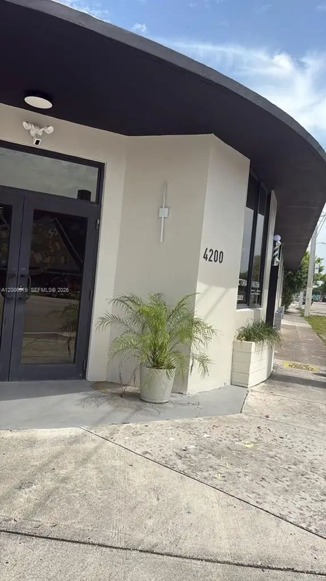 5 of 8 - 4200 Nw 2nd Avenue #4200, Miami, FL