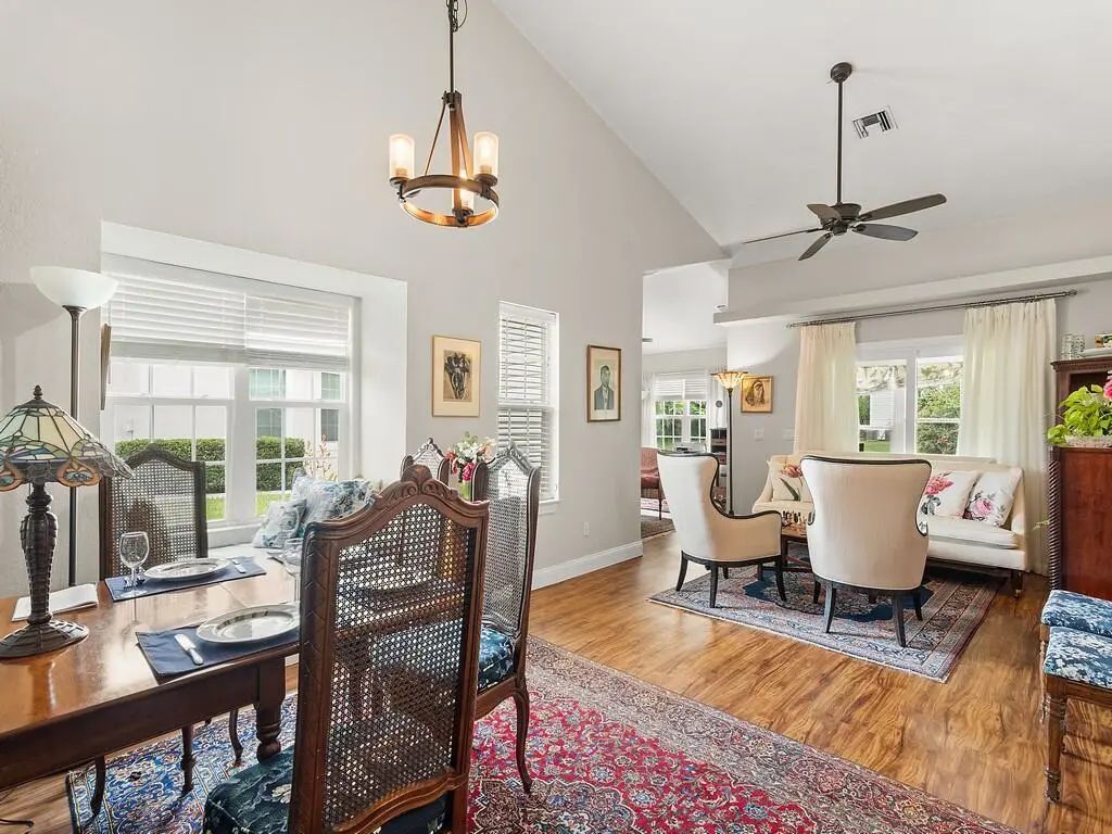 1901 Westminster Circle, Vero Beach