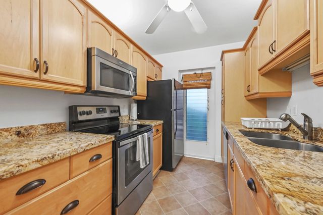 5 of 31 - 3351 Spanish Trail #413, Delray Beach, FL